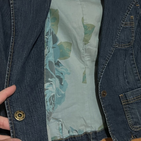 Bebe size small women’s Jean jacket/blazer - Picture 4 of 6